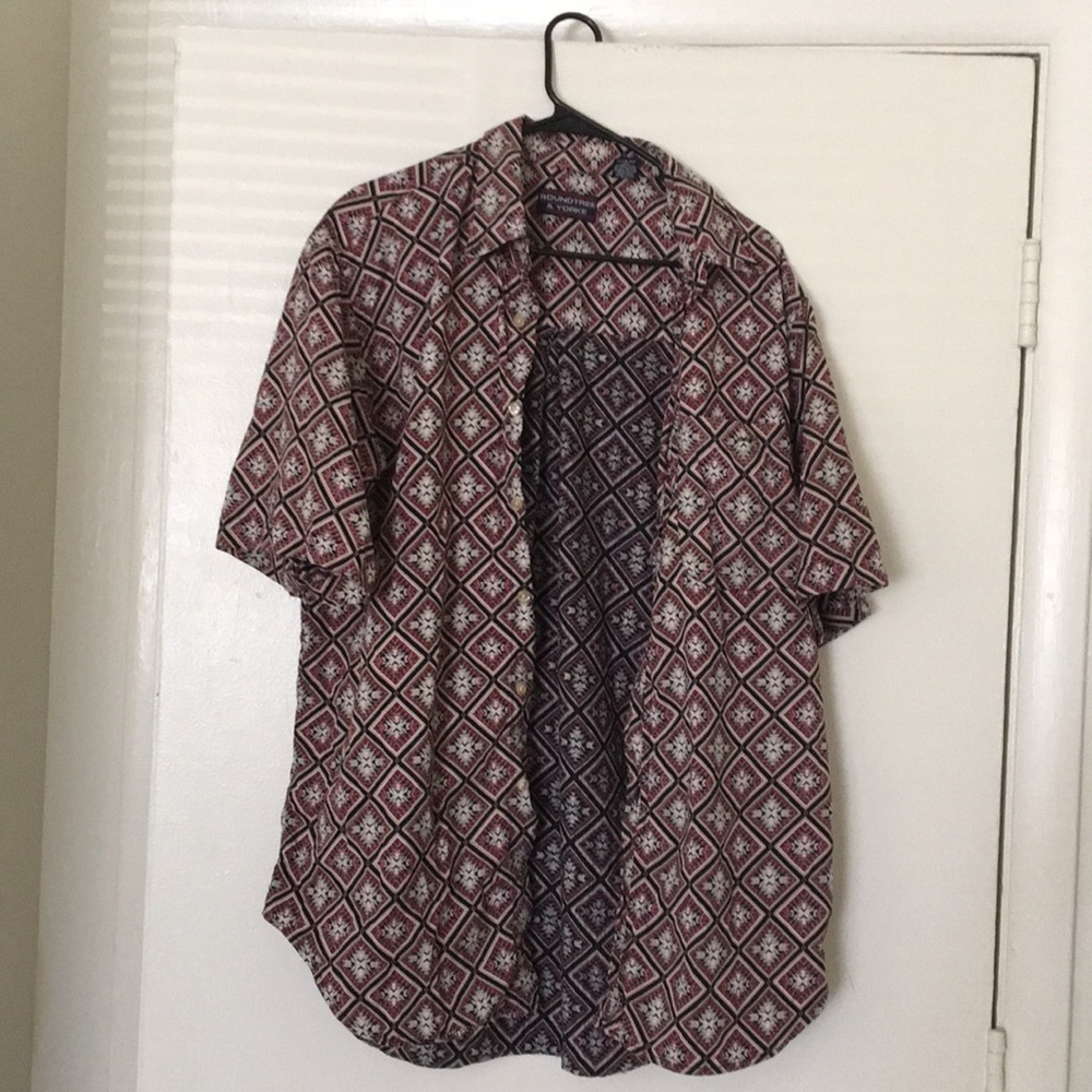 Roundtree and Yorke Short Sleeve Button Up